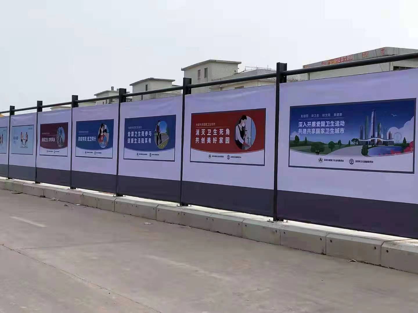 烤漆圍擋施工價(jià)格會(huì)受什么因素影響？旭東鋼構(gòu)圍擋