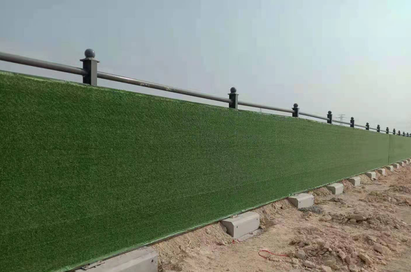 C2款小草綠鋼圍擋高效送達(dá)客戶現(xiàn)場(chǎng)！